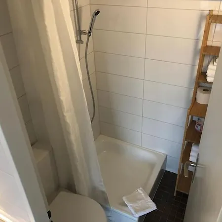 Stadt Zuerich-Kleines Studio Albisriederplatz 아파트 *
