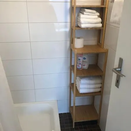 아파트 Stadt Zuerich-Kleines Studio Albisriederplatz 취리히