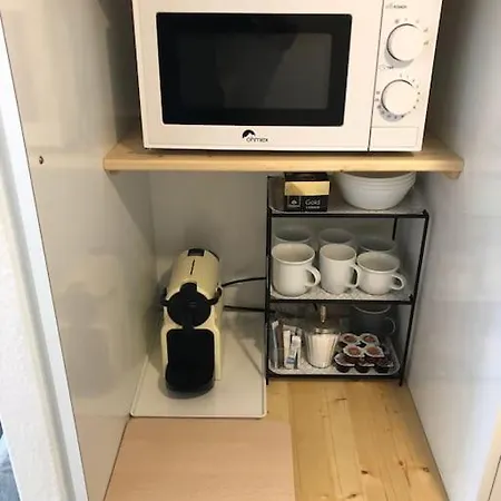 Apartament Stadt Zuerich-Kleines Studio Albisriederplatz Zurych